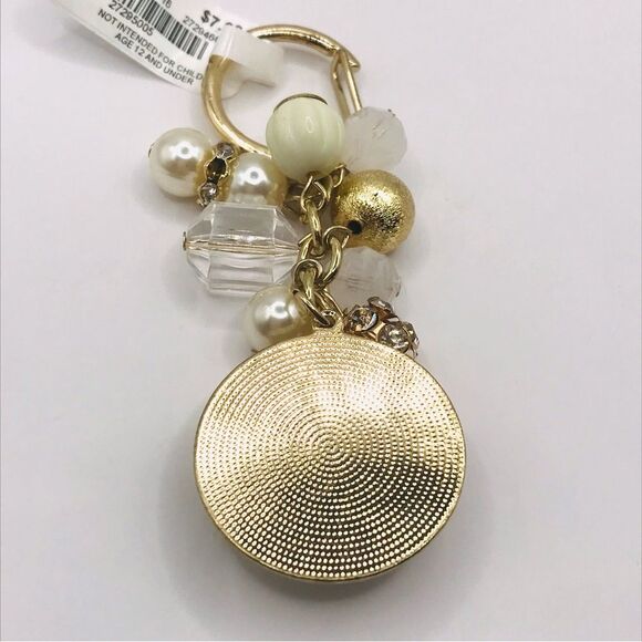 Gold Chic Initial S Keychain Car Accessory - Picture 5 of 6